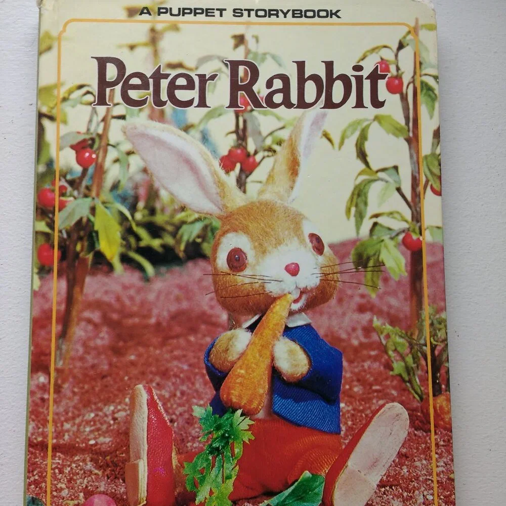 A Puppet Storybook Peter Rabbit by Beatrix Potter 1968  Vintage
